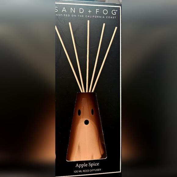 Sand + Fog Ghost Diffuser apple spice brand new! - Picture 1 of 3